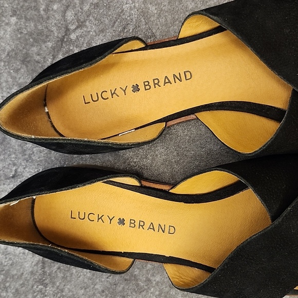Lucky brand black D'Orsay style cross strap suede sandals size 6 - Picture 2 of 6